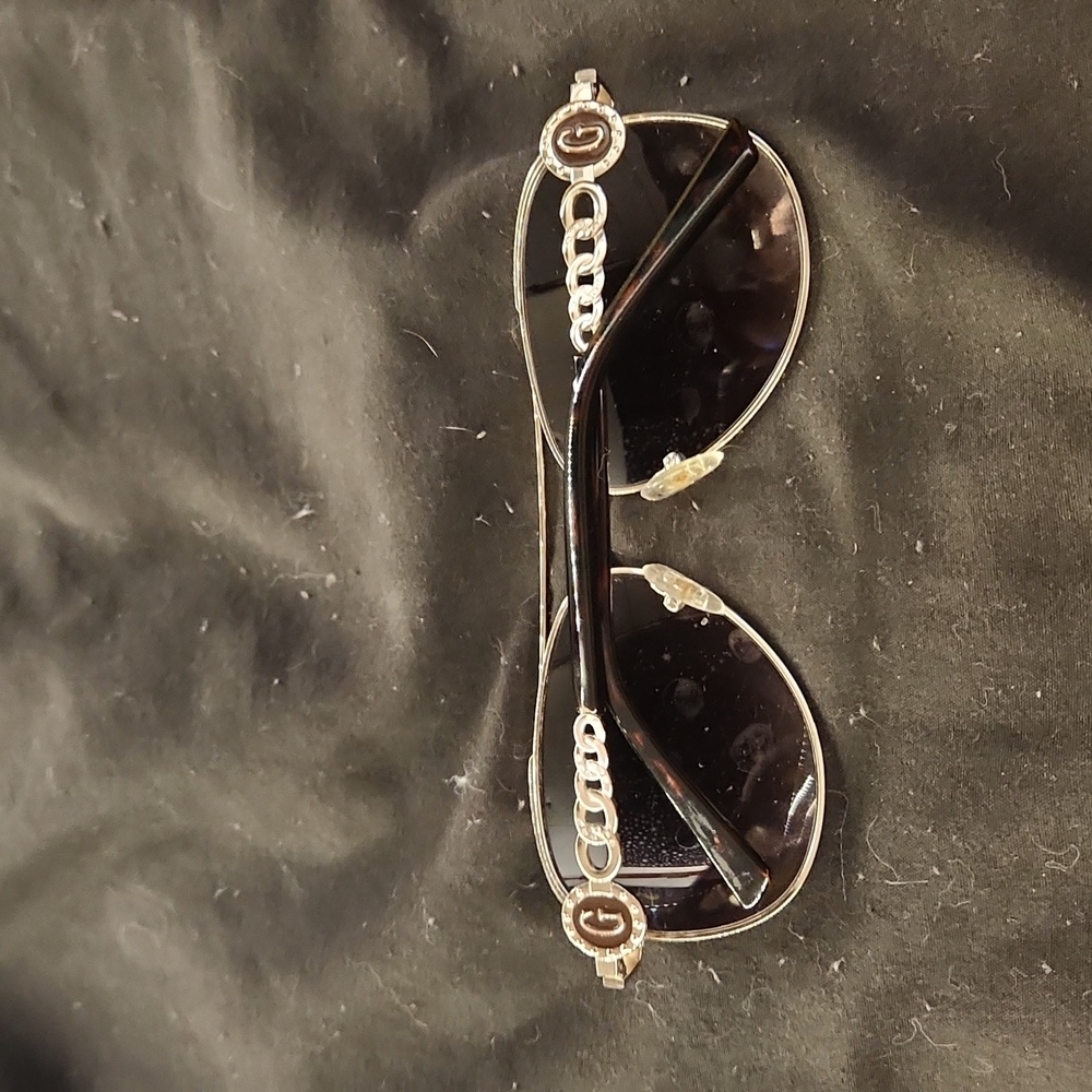 Guess glasses